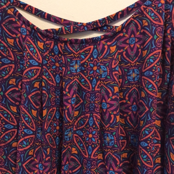 Torrid spaghetti strapped top - Picture 2 of 5